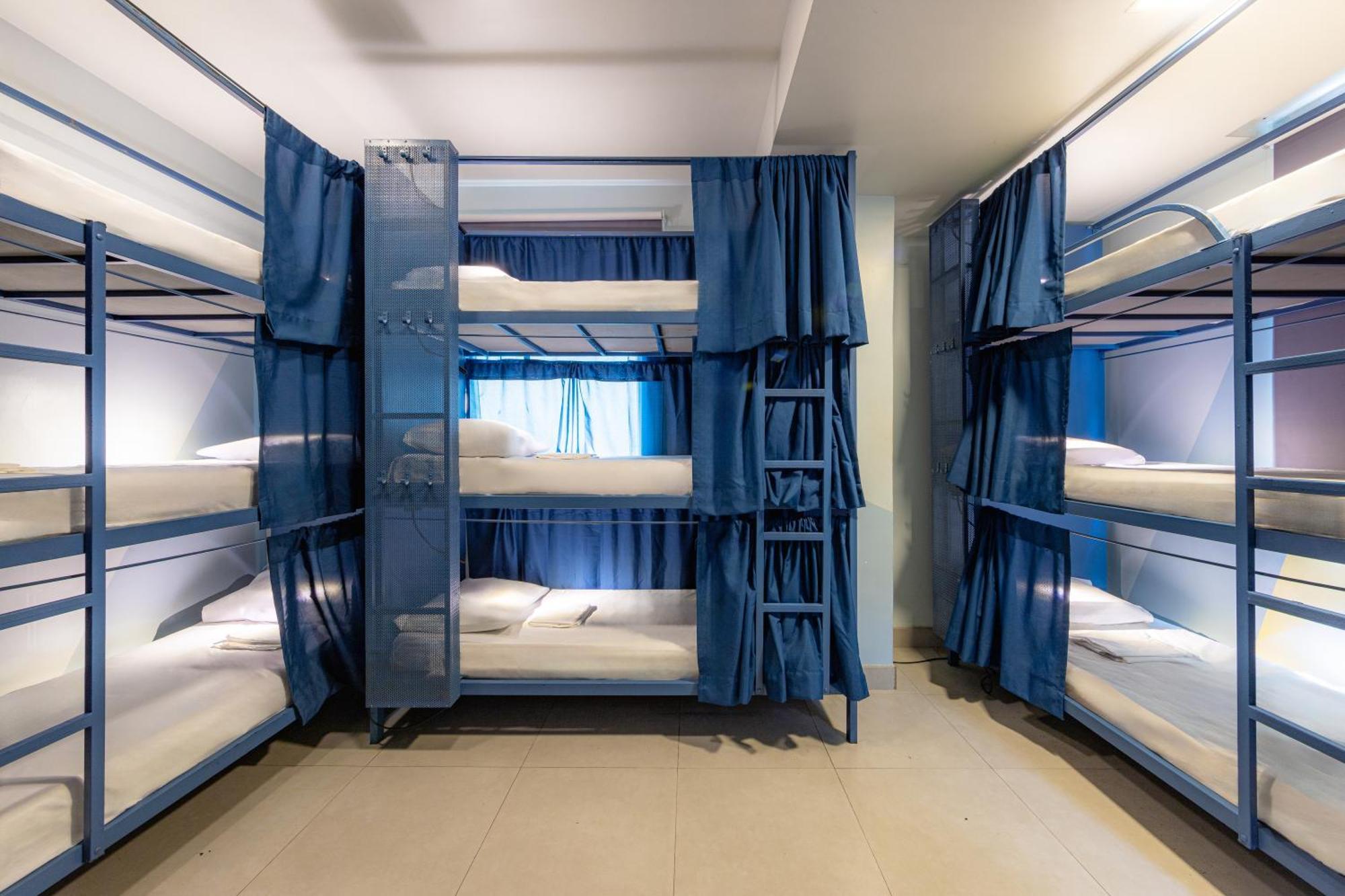 Bed 9-Bed Mixed Dormitory Room